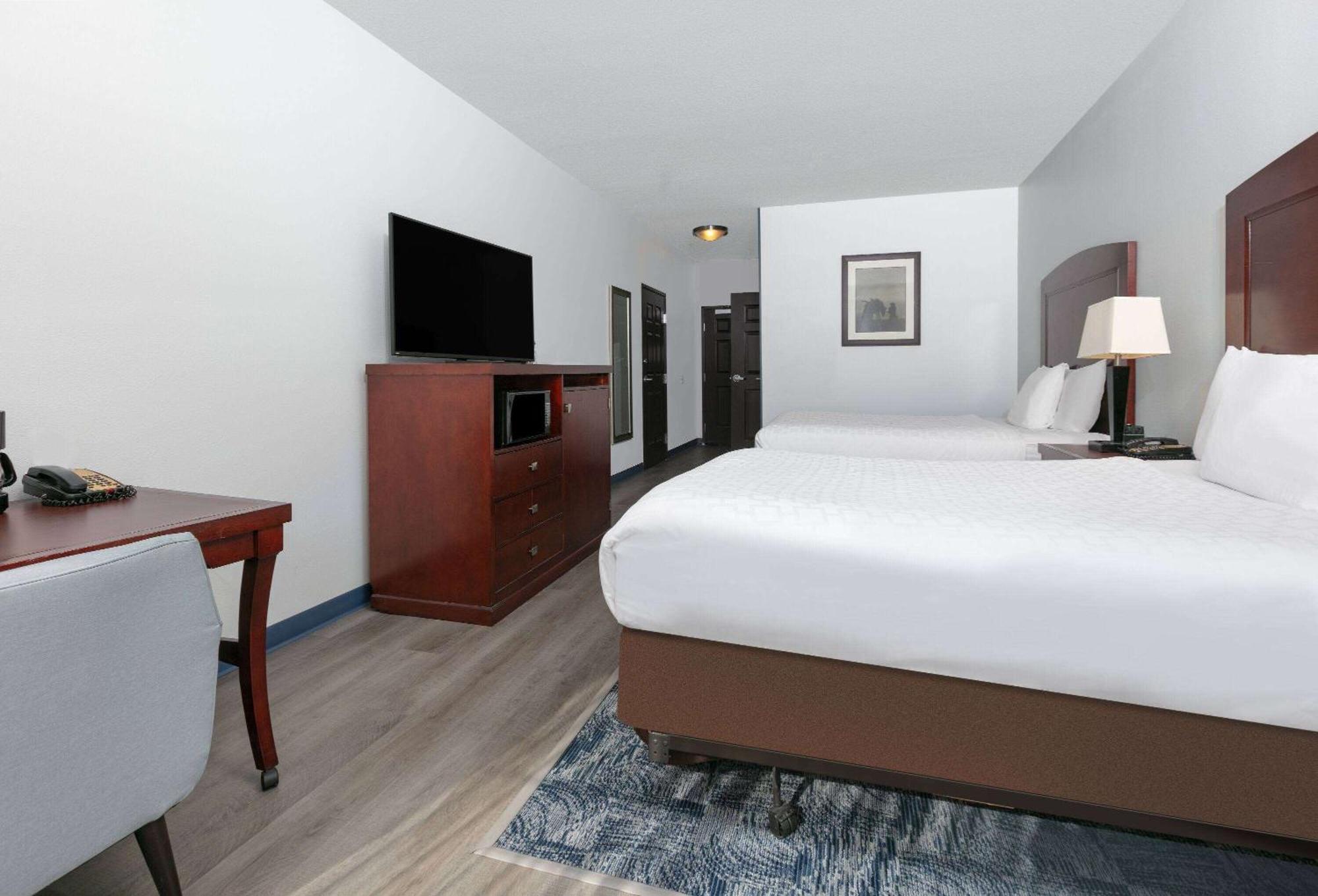 La Quinta By Wyndham Fort Worth Ne Mall Hurst Exterior photo