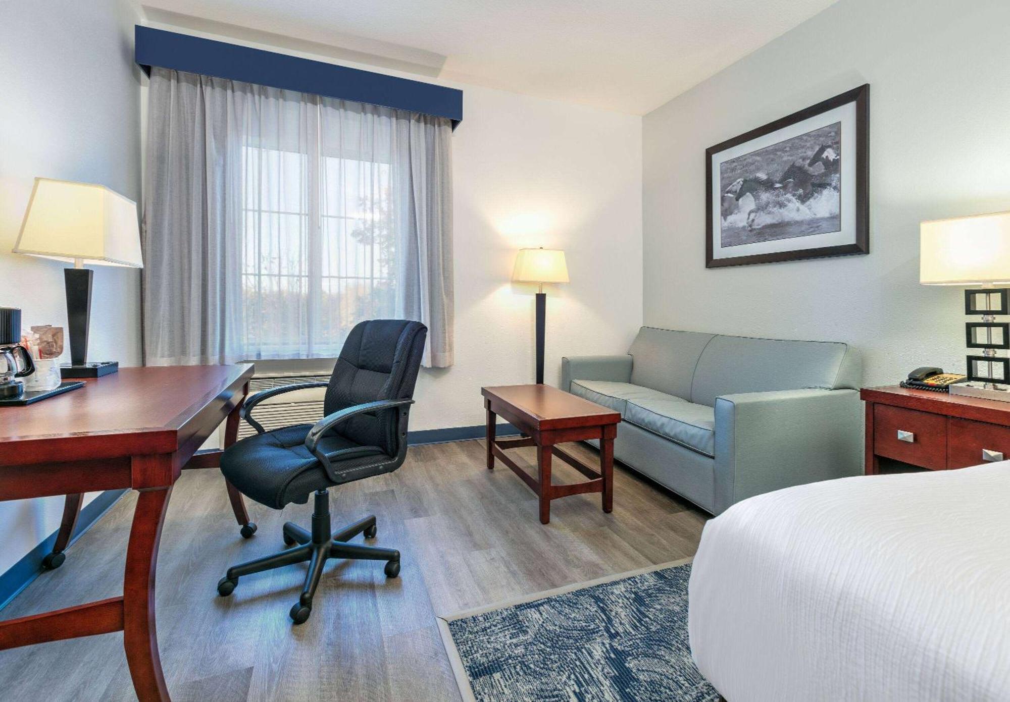 La Quinta By Wyndham Fort Worth Ne Mall Hurst Exterior photo
